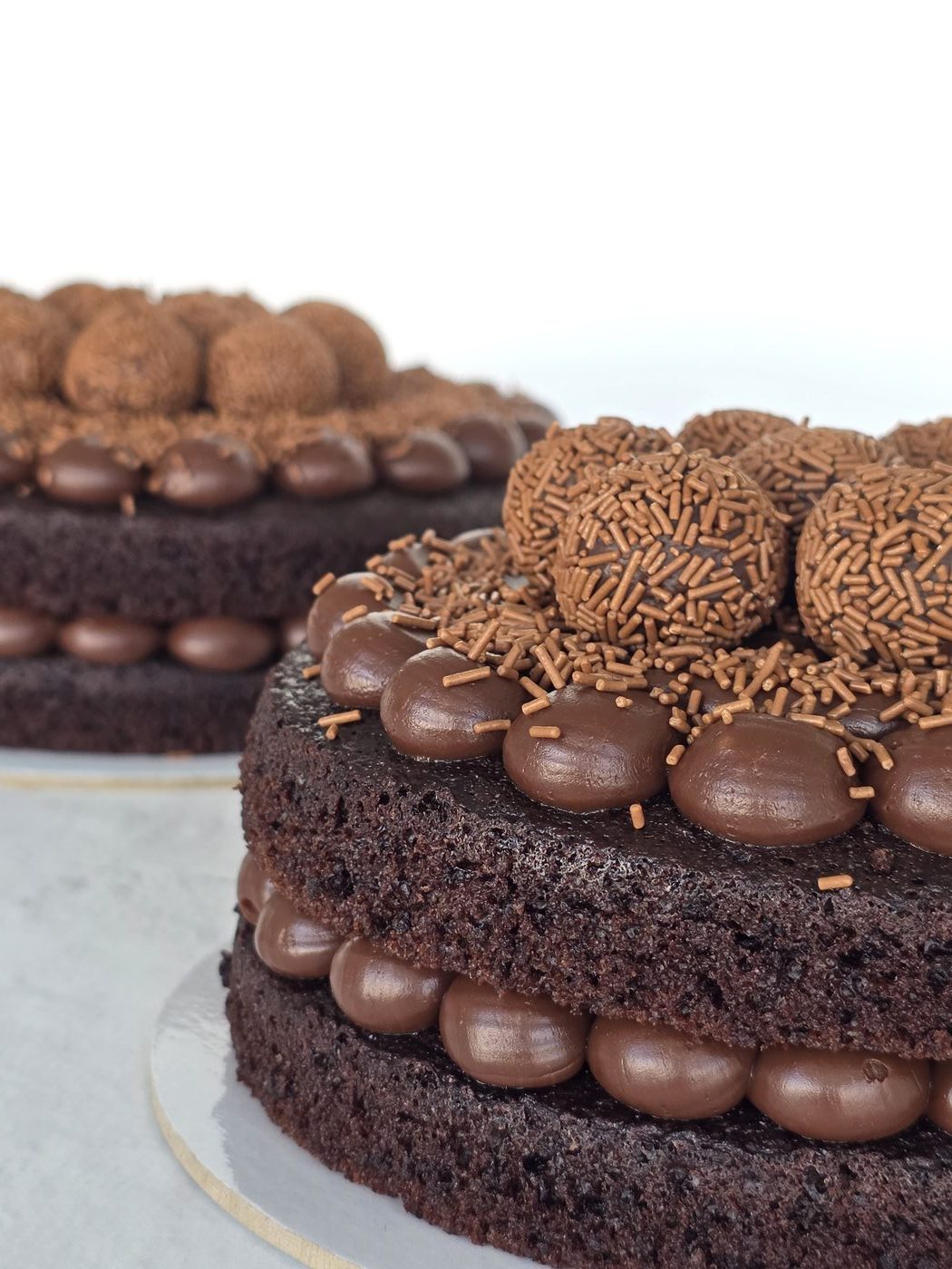 Naked Cake de Chocolate — Aires Patisserie, Alcochete